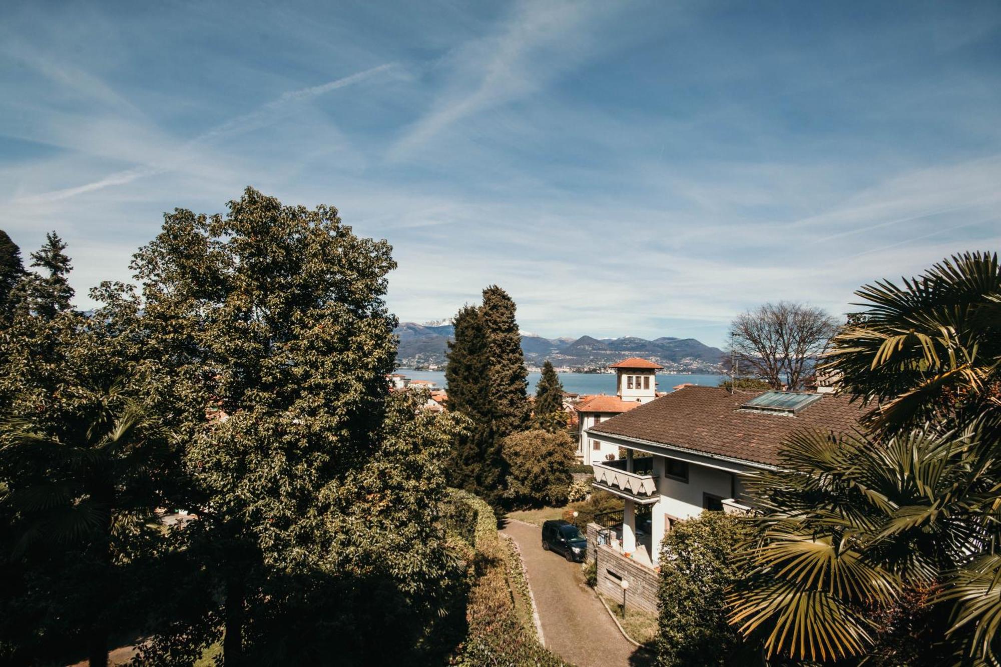 The Queen's - Candela Apartment Stresa